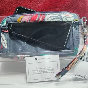 Nwt Vera Bradley rfid tech wristlet